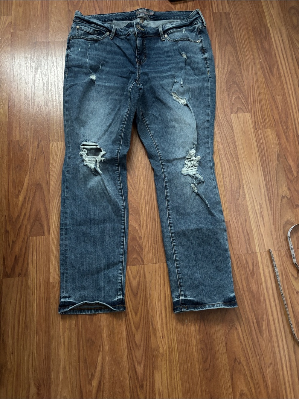 Torrid Boyfriend Straight Vintage Stretch Distressed Denim Jeans Sz 16 R